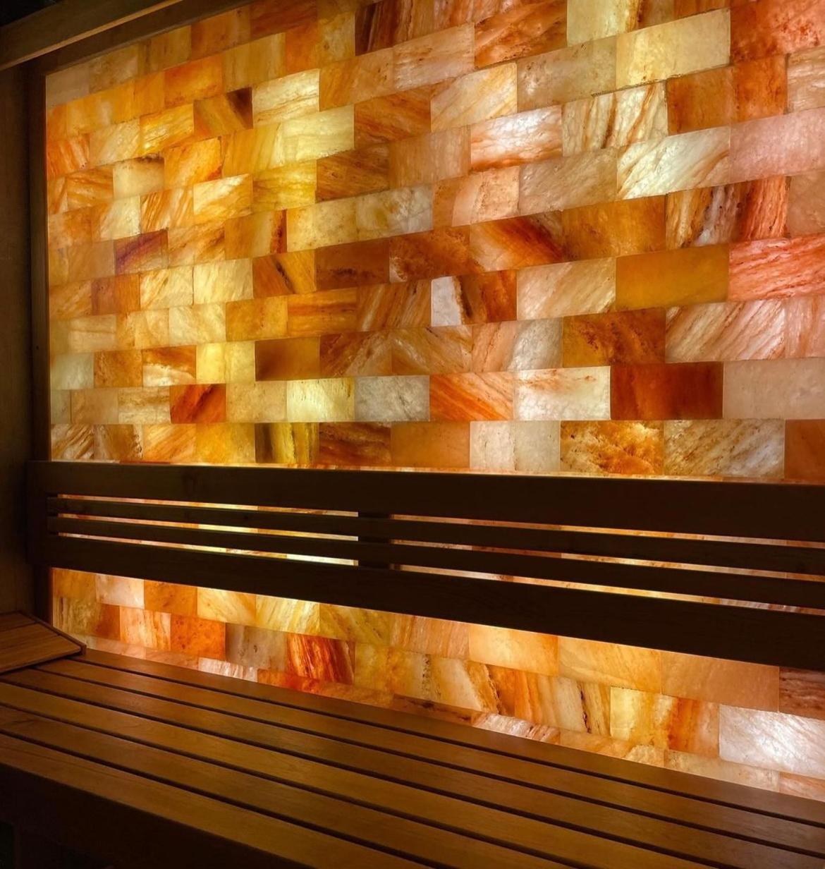 Royal Wellness And Spa Ruma Exteriör bild