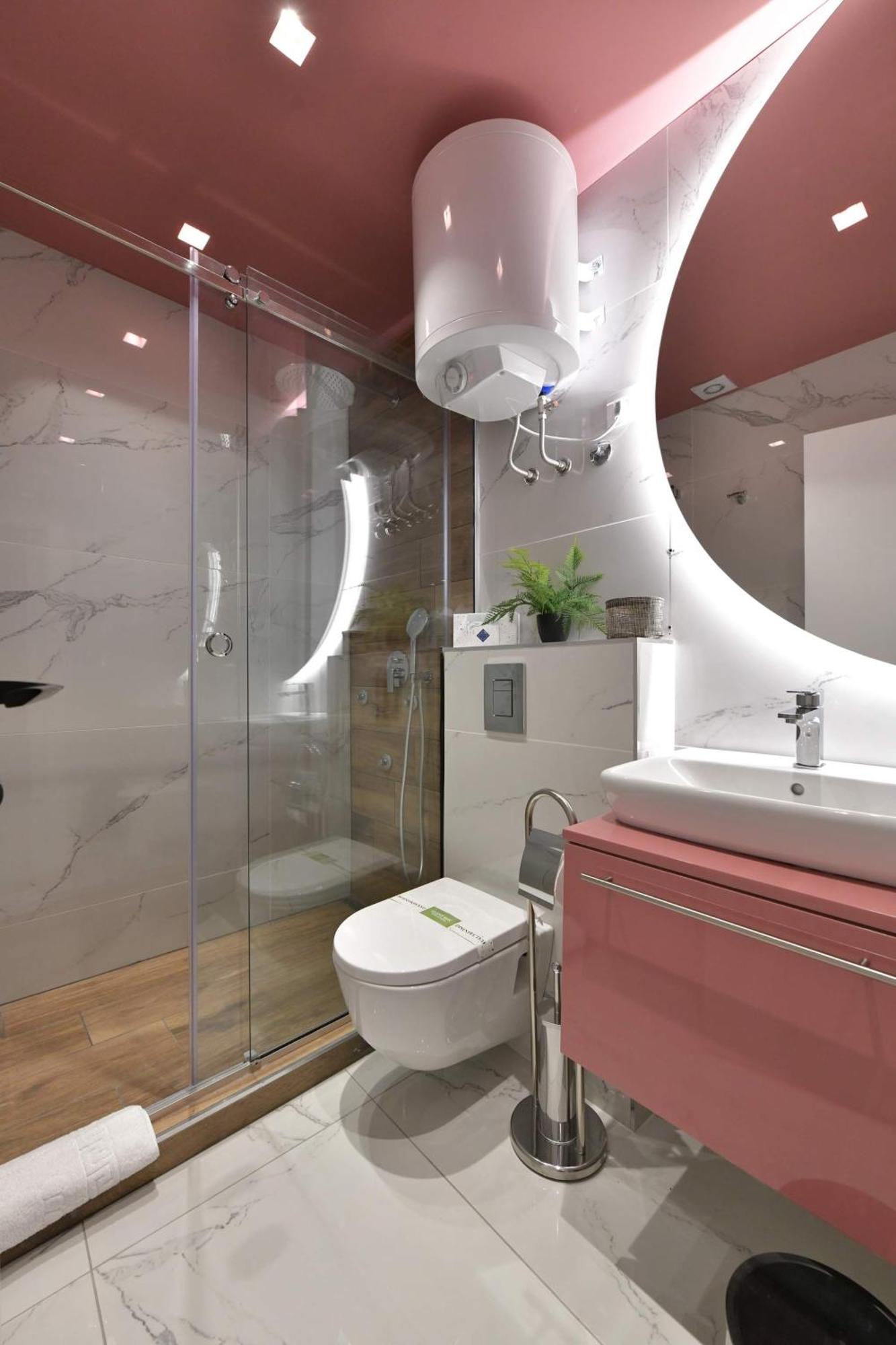 Royal Wellness And Spa Ruma Exteriör bild